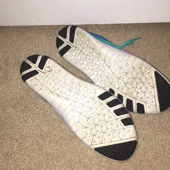 Women's Free TR Focus Flyknit Running Shoes - Picture 4 of 5